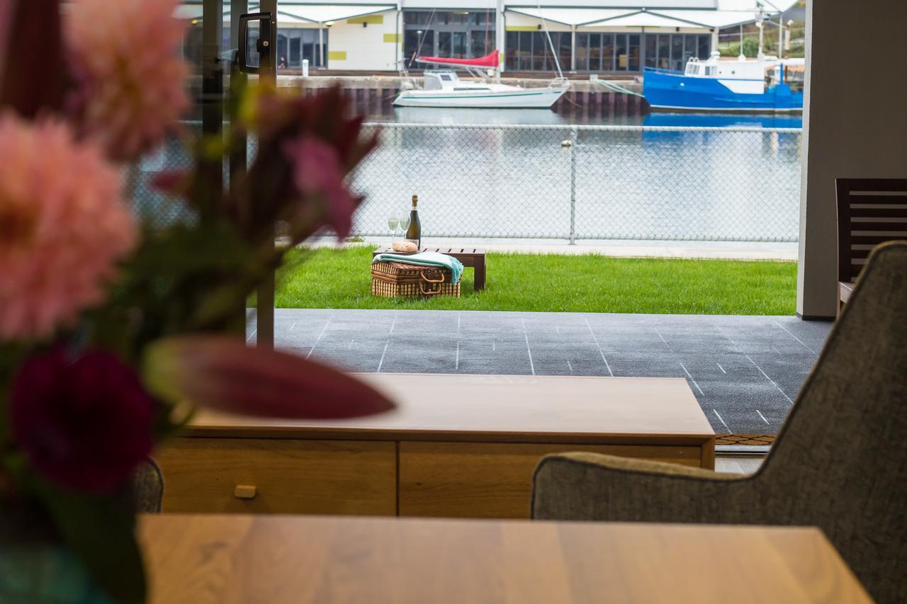 Ulverstone Waterfront Apartments Eksteriør billede